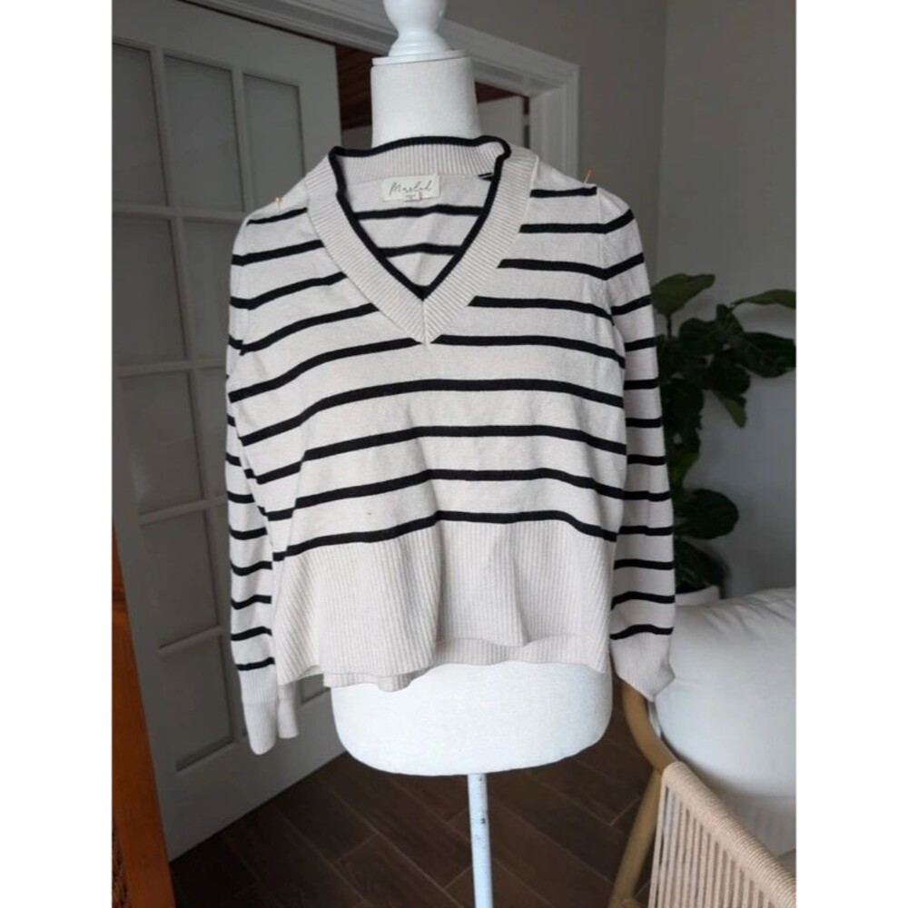 Marled striped v neck sweater xs